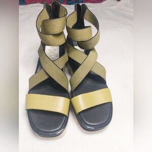 Sorel Olive and Black Strappy Sandals